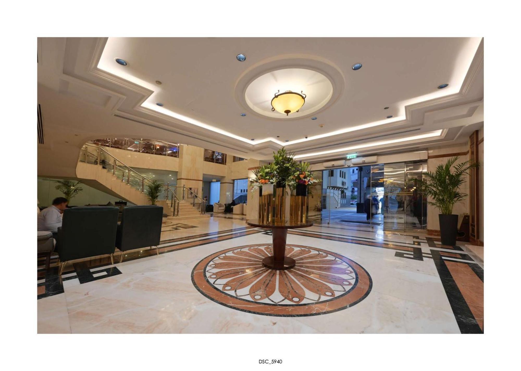 Emaar Royal Hotel Medina Kültér fotó Lobby